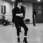 Cour de Heels avec "Jennie"